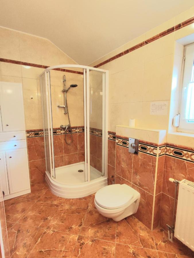 Arnyas Apartmanhaz Balatonlelle Ngoại thất bức ảnh