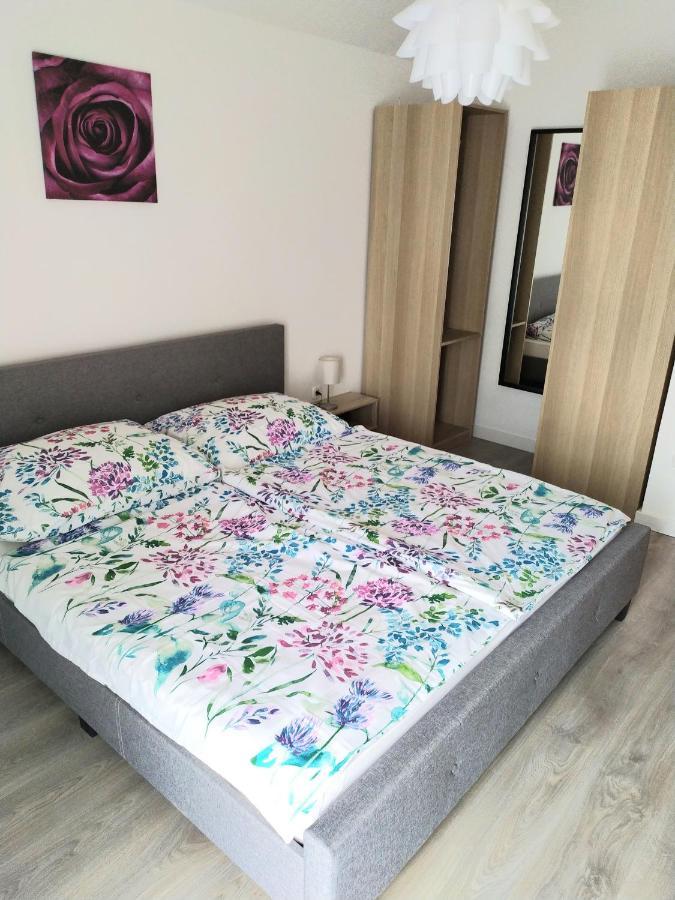 Arnyas Apartmanhaz Balatonlelle Ngoại thất bức ảnh