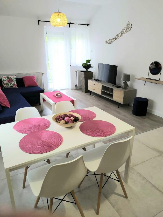 Arnyas Apartmanhaz Balatonlelle Ngoại thất bức ảnh