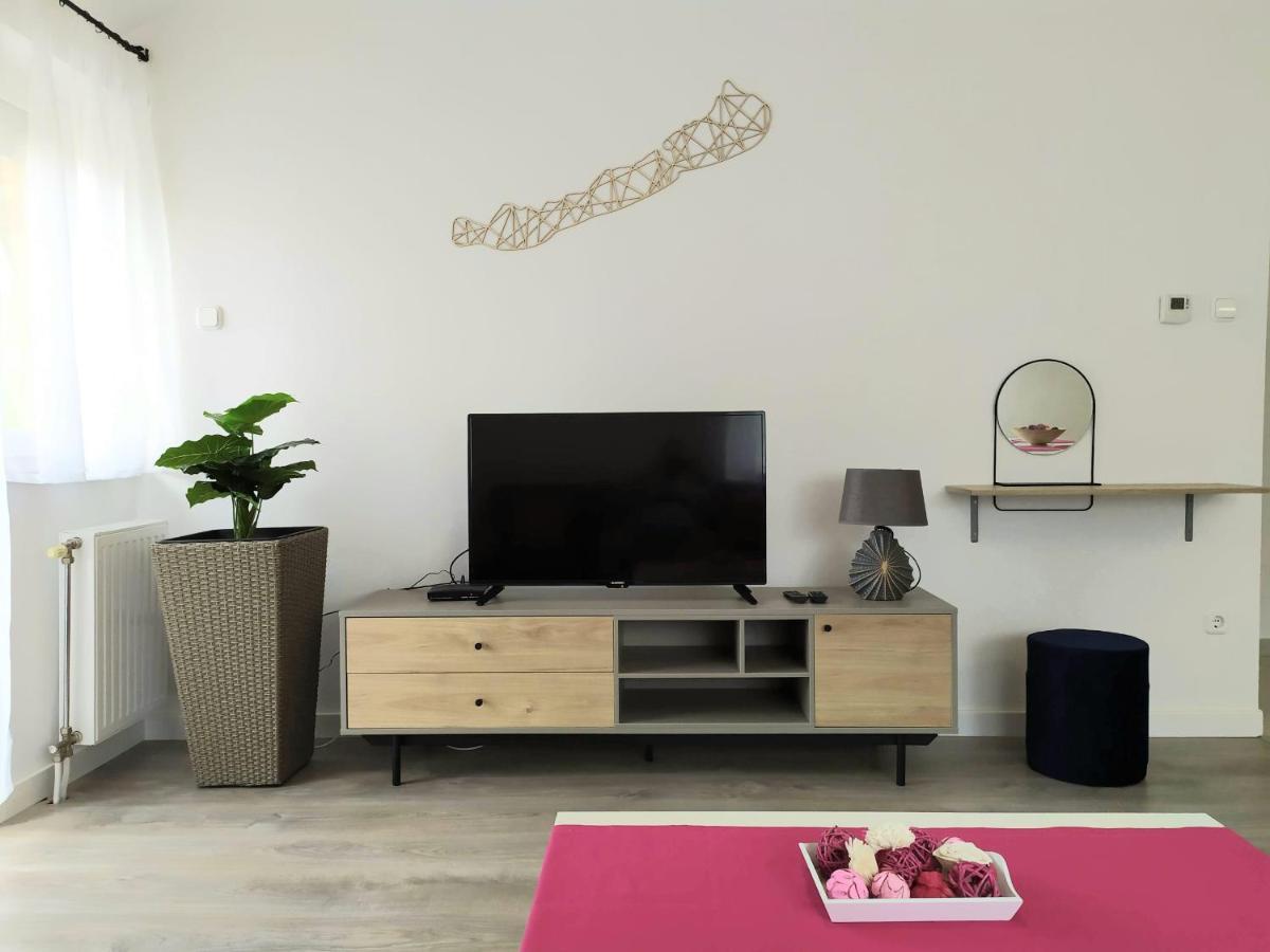 Arnyas Apartmanhaz Balatonlelle Ngoại thất bức ảnh